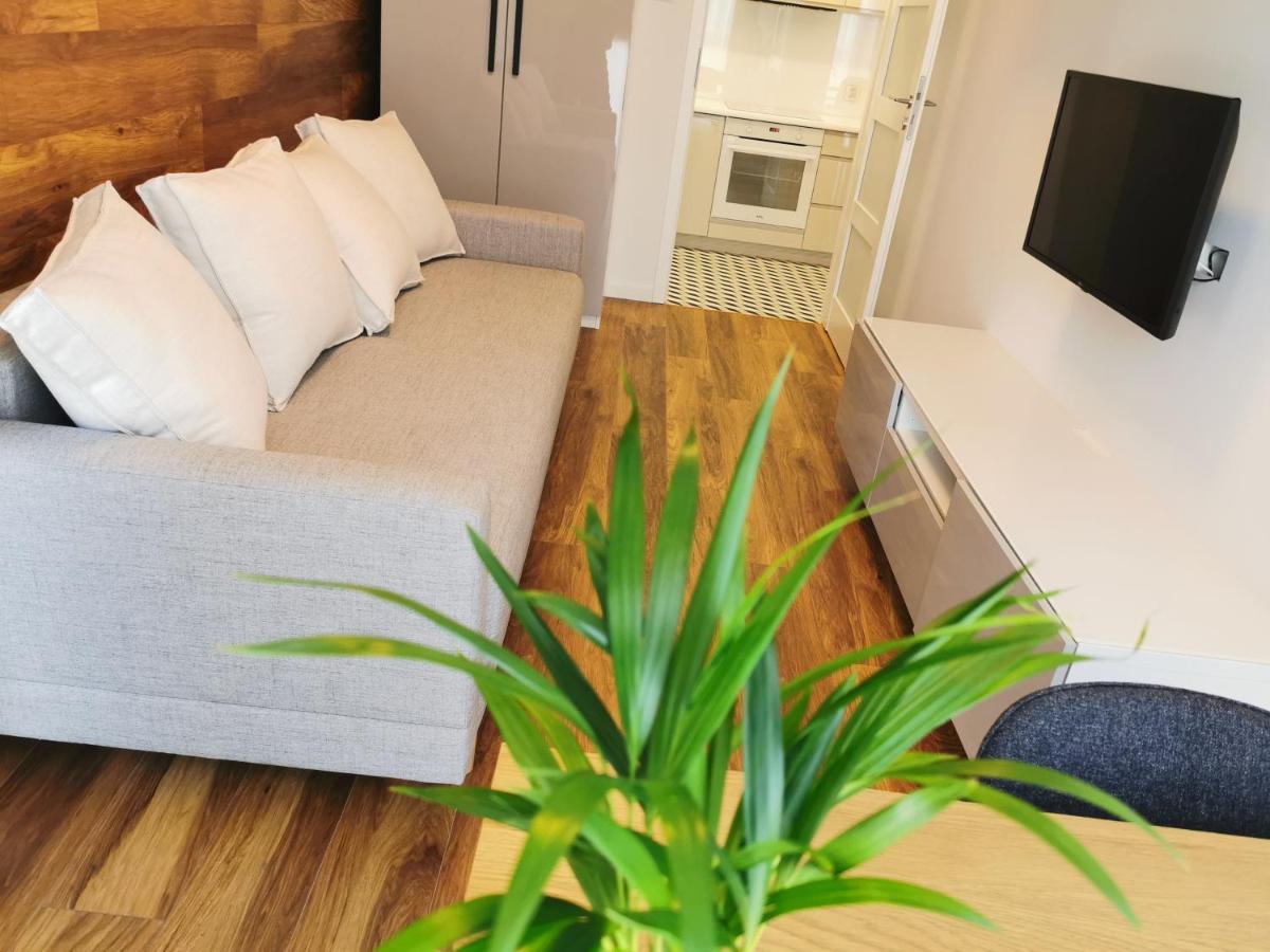 Zajezdnia Wrzeszcz Apartamenty Gdańsk Buitenkant foto