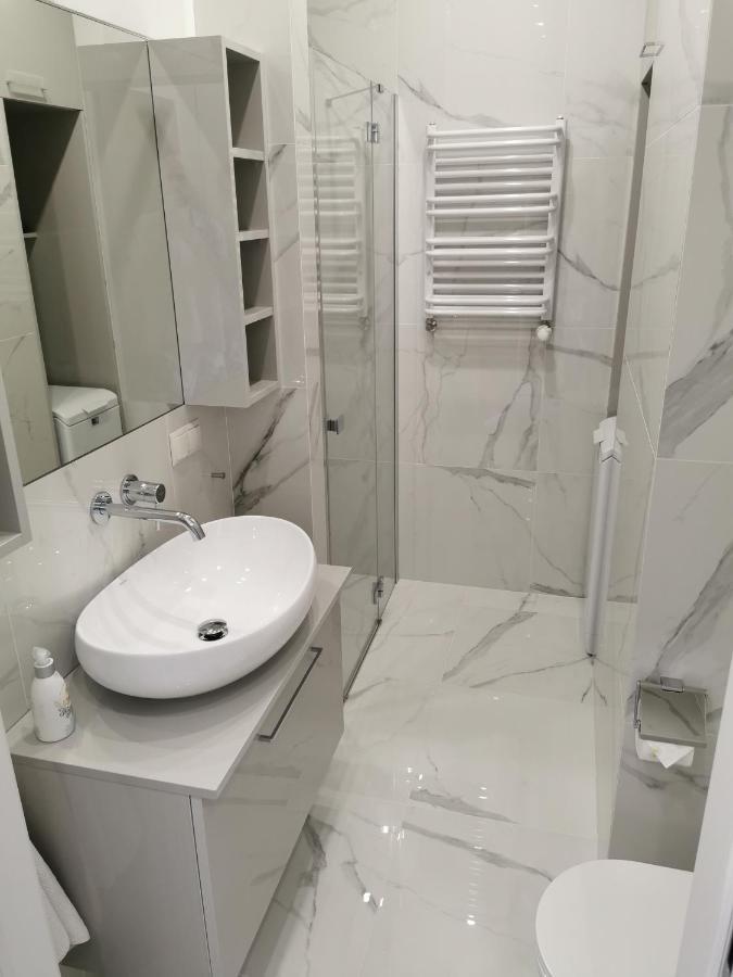 Zajezdnia Wrzeszcz Apartamenty Gdańsk Buitenkant foto